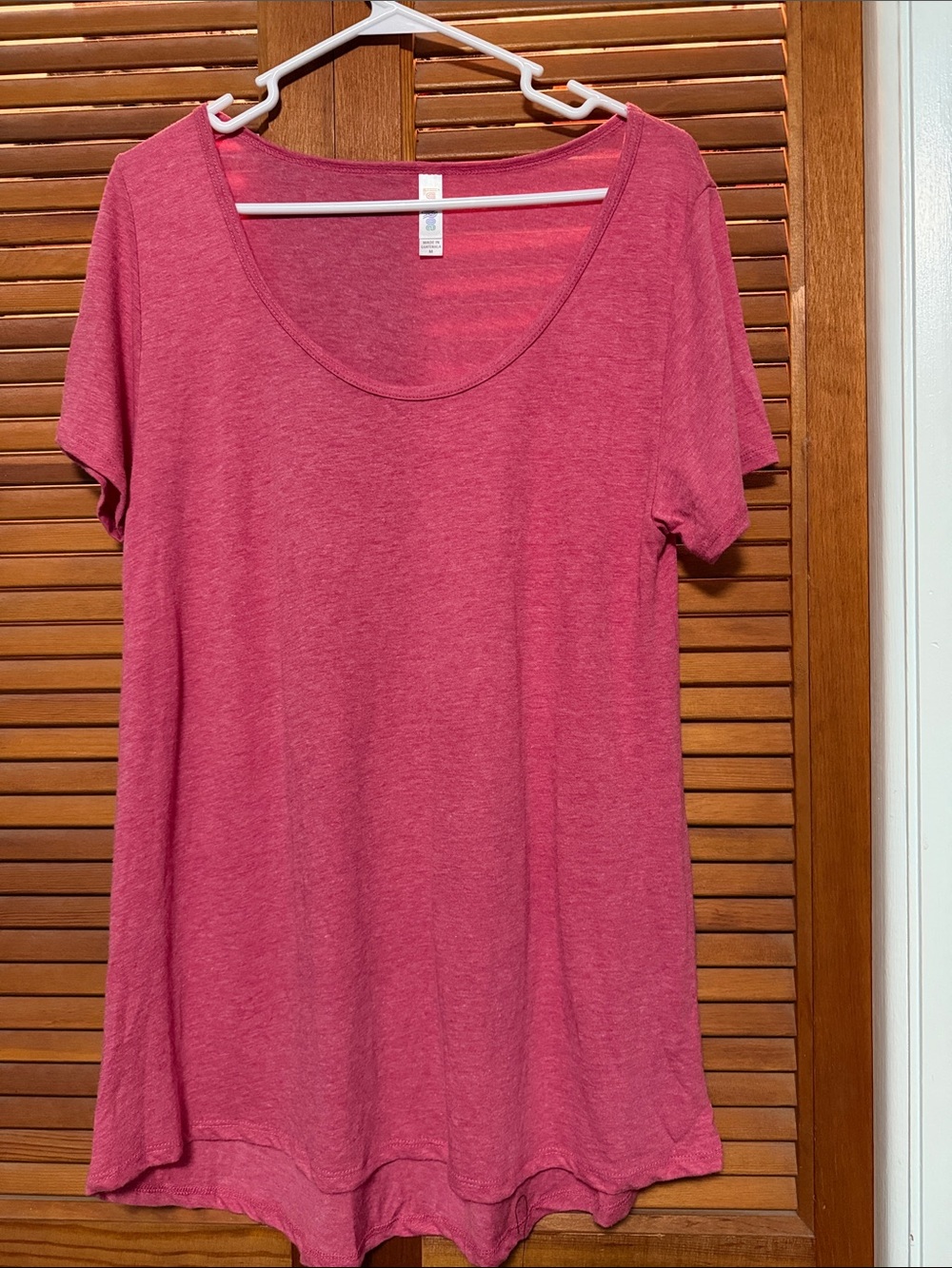 LuLaRoe Scoop Neck Short Sleeve Top - Rose Pink